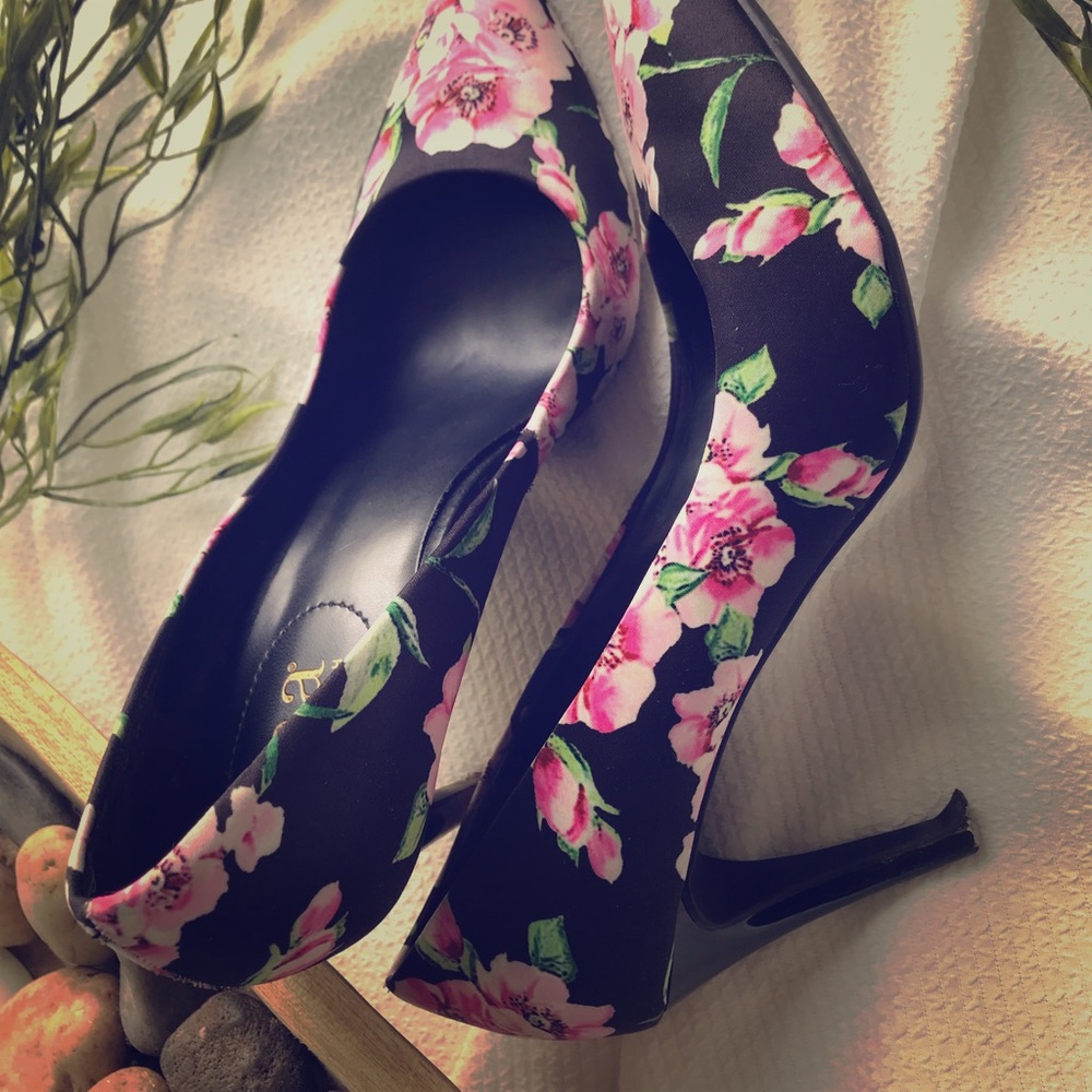A.N.A heels